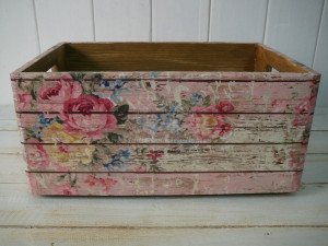 Bednička RUŽE NA DREVE