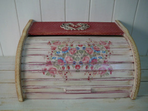 Chlebník ČERVENÁ BODKA