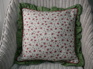 Vankúš PUKY RUŽÍ