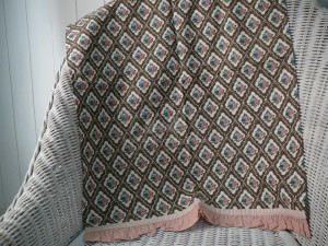 Utierka RUŽE NA HNEDEJ  