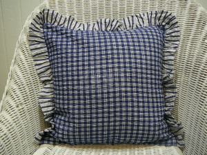 Vankúš MODRÝ PÁSIK